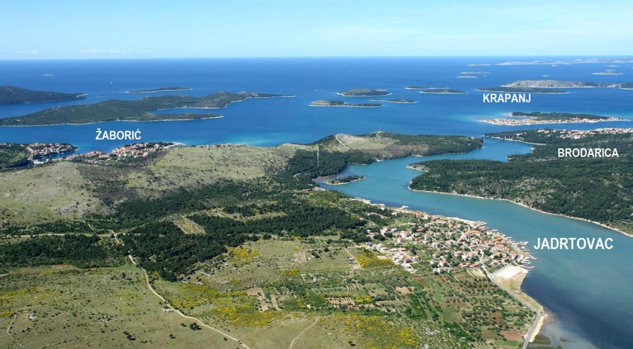 Apartments Vila Punta Jadrtovac Luaran gambar